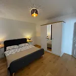 Dumbier Apartment *