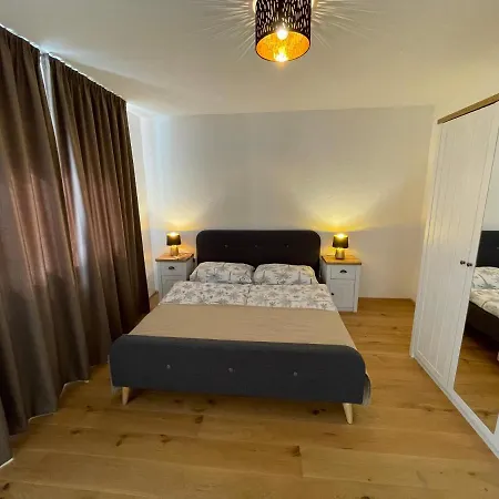 Dumbier Apartment